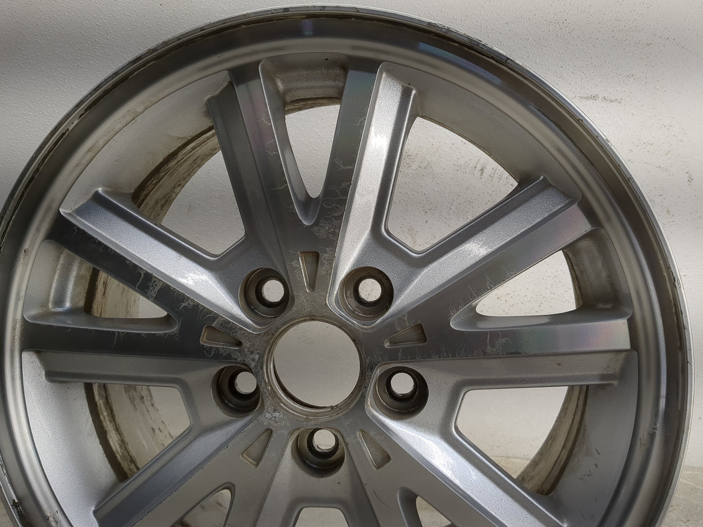 2005-2009 Ford Mustang Oem Wheel Rim - Oemusedautoparts1.com