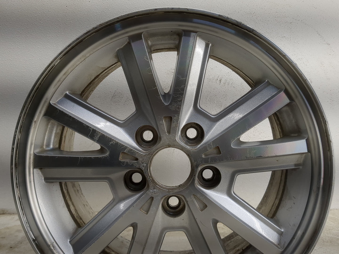 2005-2009 Ford Mustang Oem Wheel Rim - Oemusedautoparts1.com