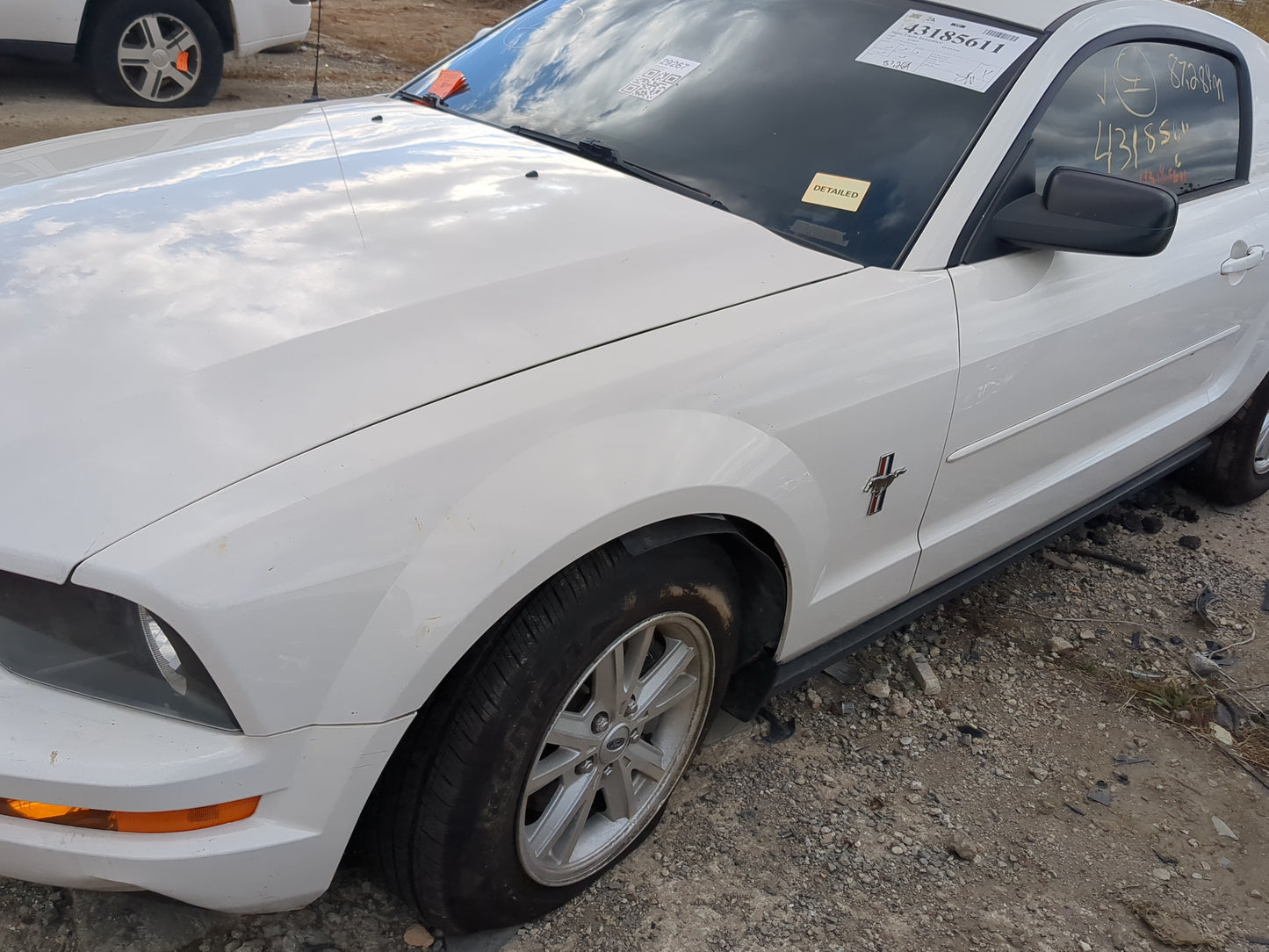 2005-2009 Ford Mustang Driver Fender - Oemusedautoparts1.com