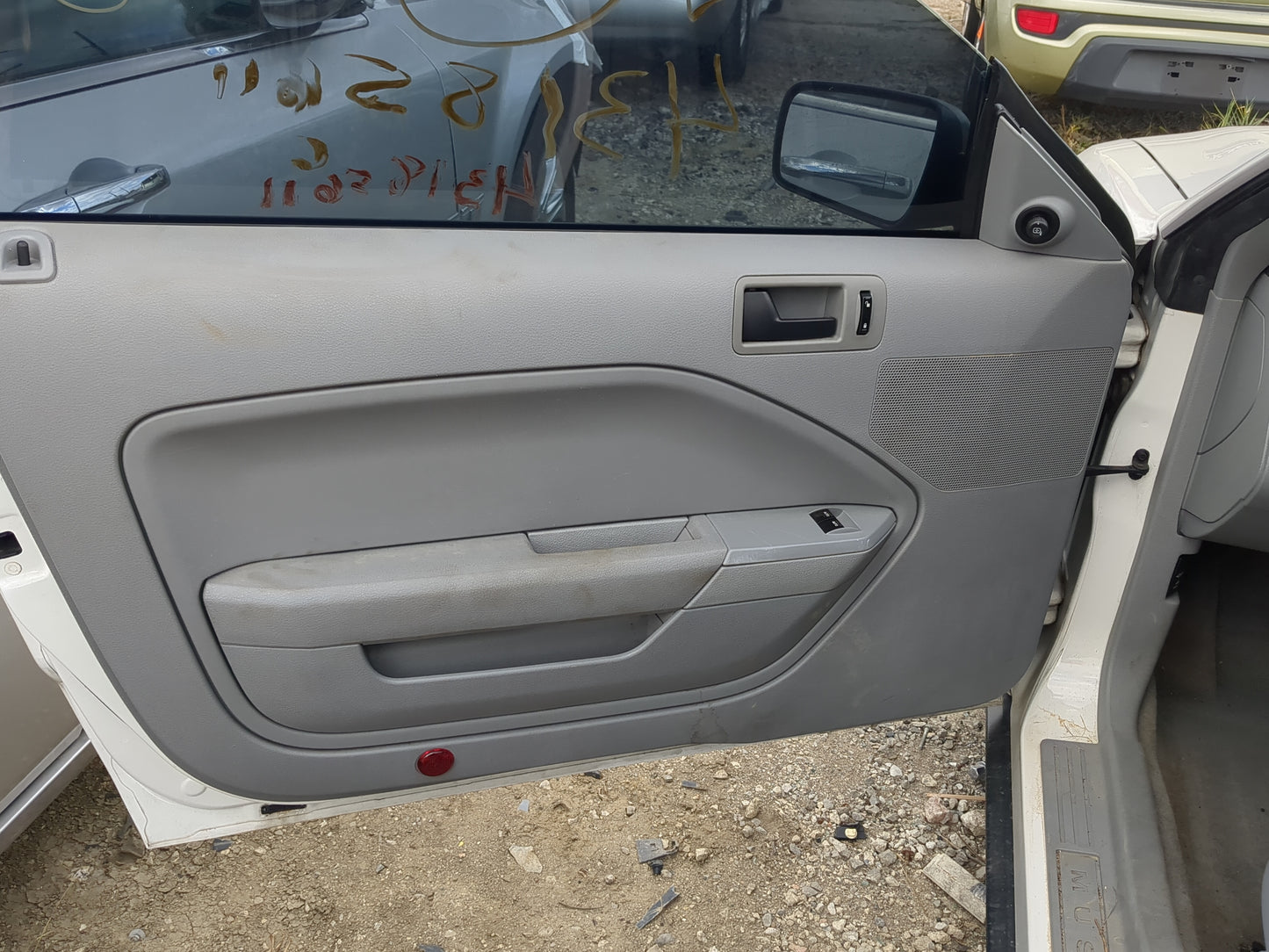 2007 Ford Mustang Front Left Driver Interior Door Panel Trim - Oemusedautoparts1.com