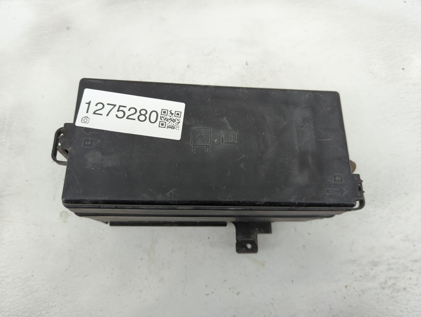 2007-2008 Ford Mustang Fusebox Fuse Box Panel Relay Module Fits Fits 2007 2008 OEM Used Auto Parts - Oemusedautoparts1.com