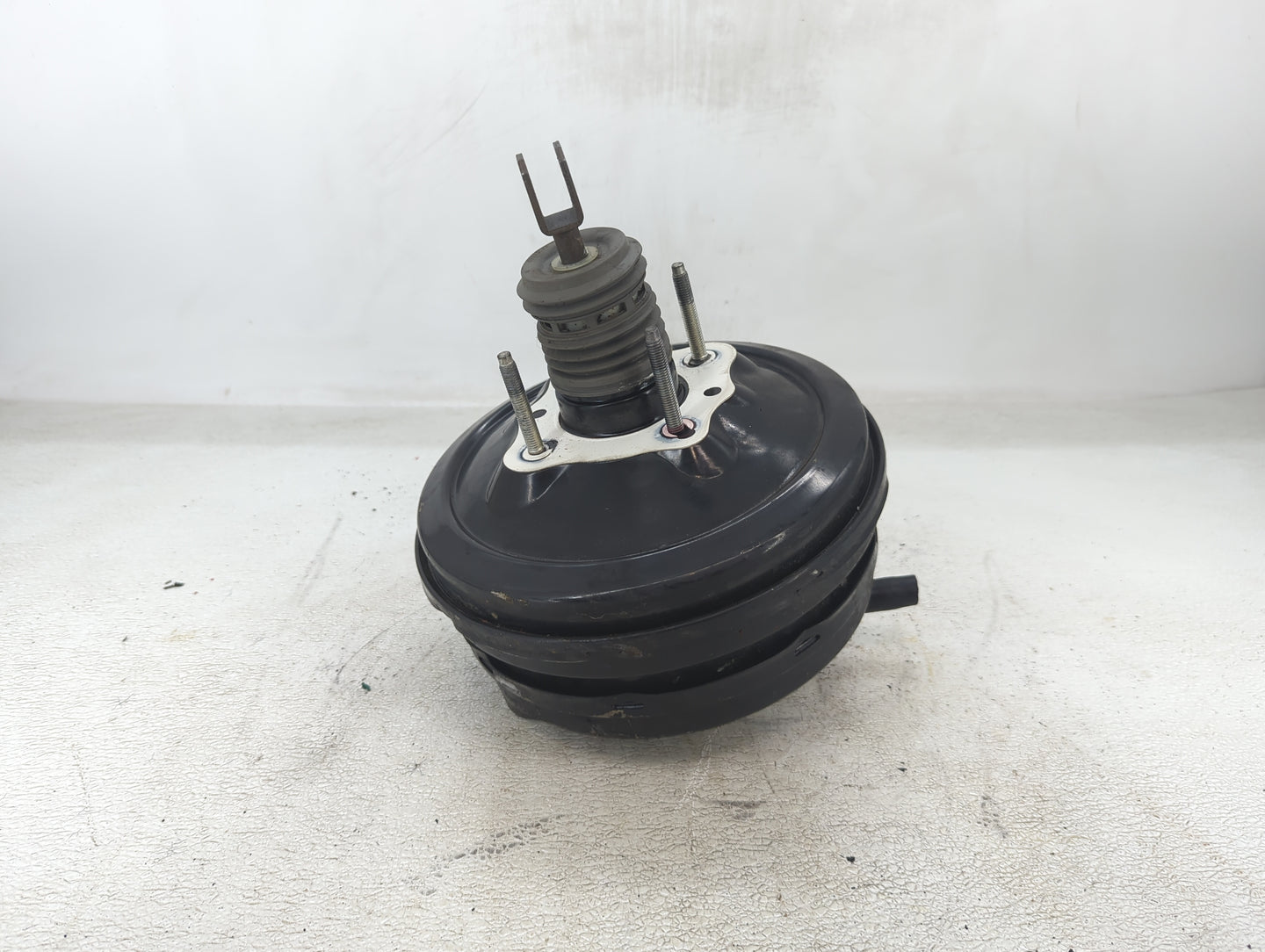 2005-2008 Ford Mustang Power Brake Booster Oem - Oemusedautoparts1.com