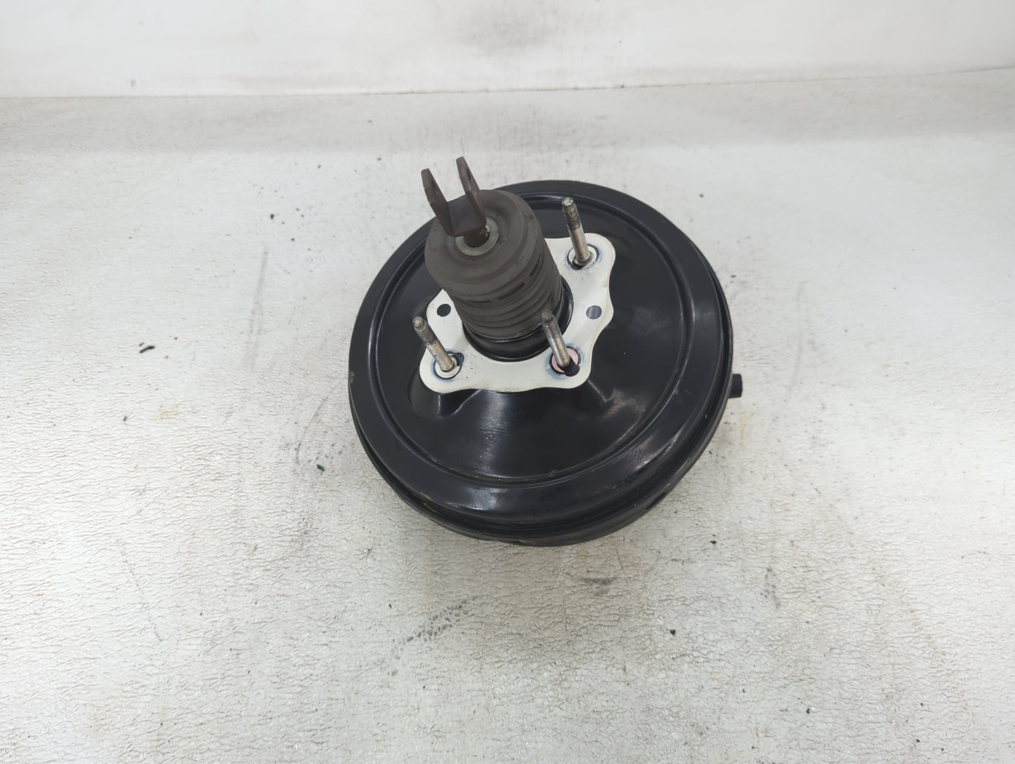 2005-2008 Ford Mustang Power Brake Booster Oem - Oemusedautoparts1.com