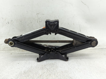 2007 Ford Mustang Spare Scissor Car Jack - Oemusedautoparts1.com