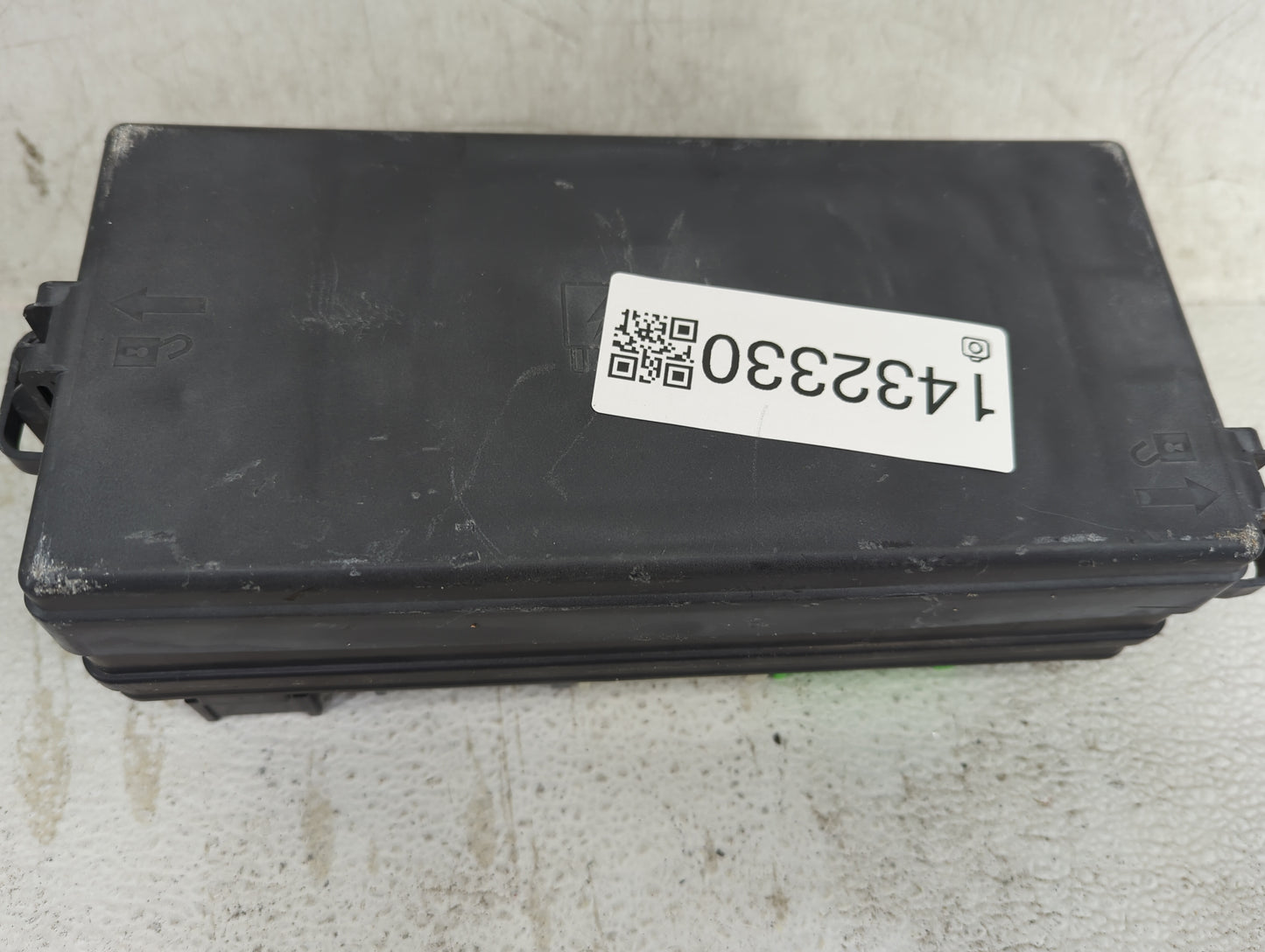 2007-2008 Ford Mustang Fusebox Fuse Box Panel Relay Module Fits Fits 2007 2008 OEM Used Auto Parts - Oemusedautoparts1.com