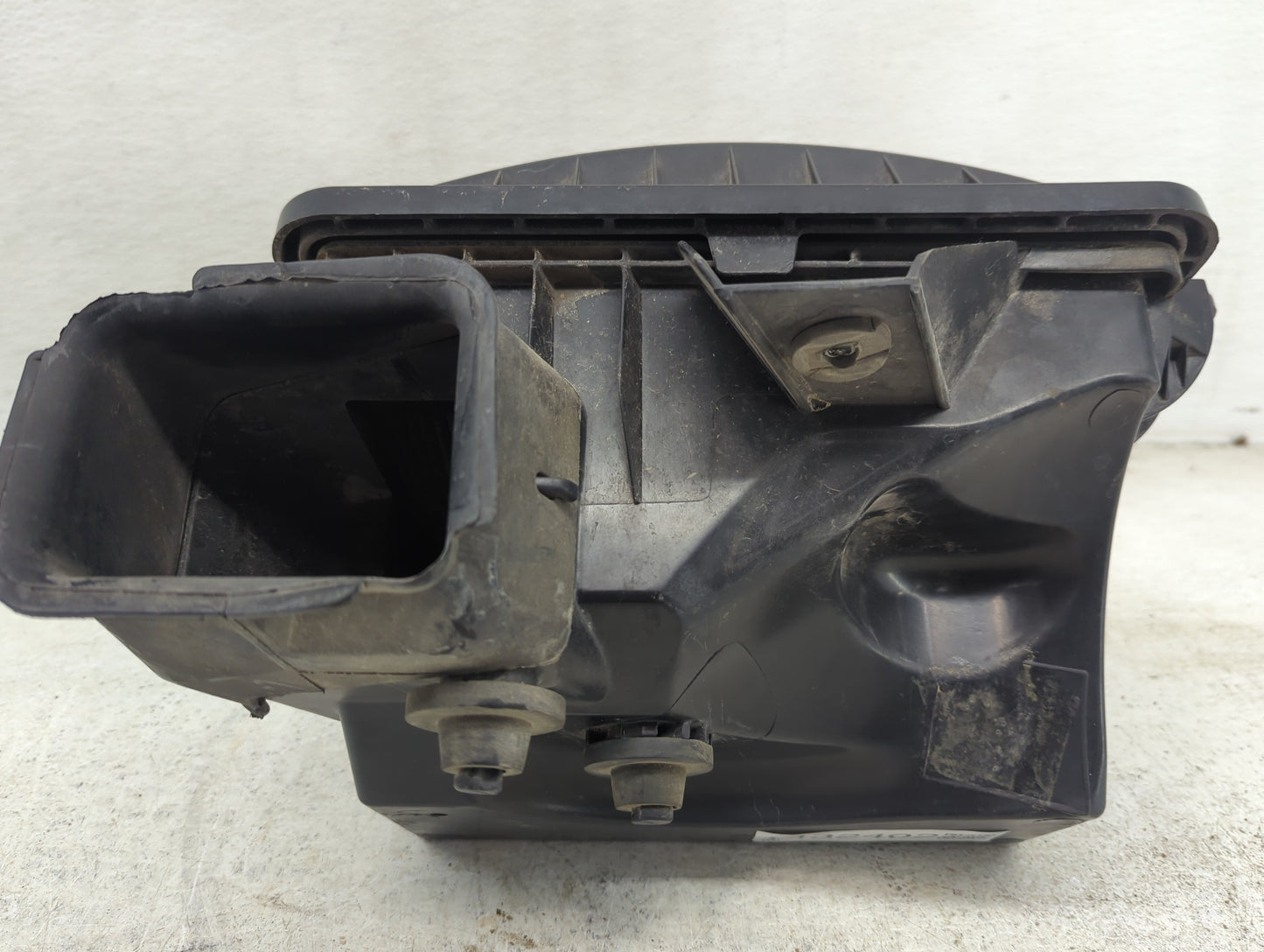 2005-2010 Ford Mustang Air Cleaner Intake-duct Hose Tube - Oemusedautoparts1.com