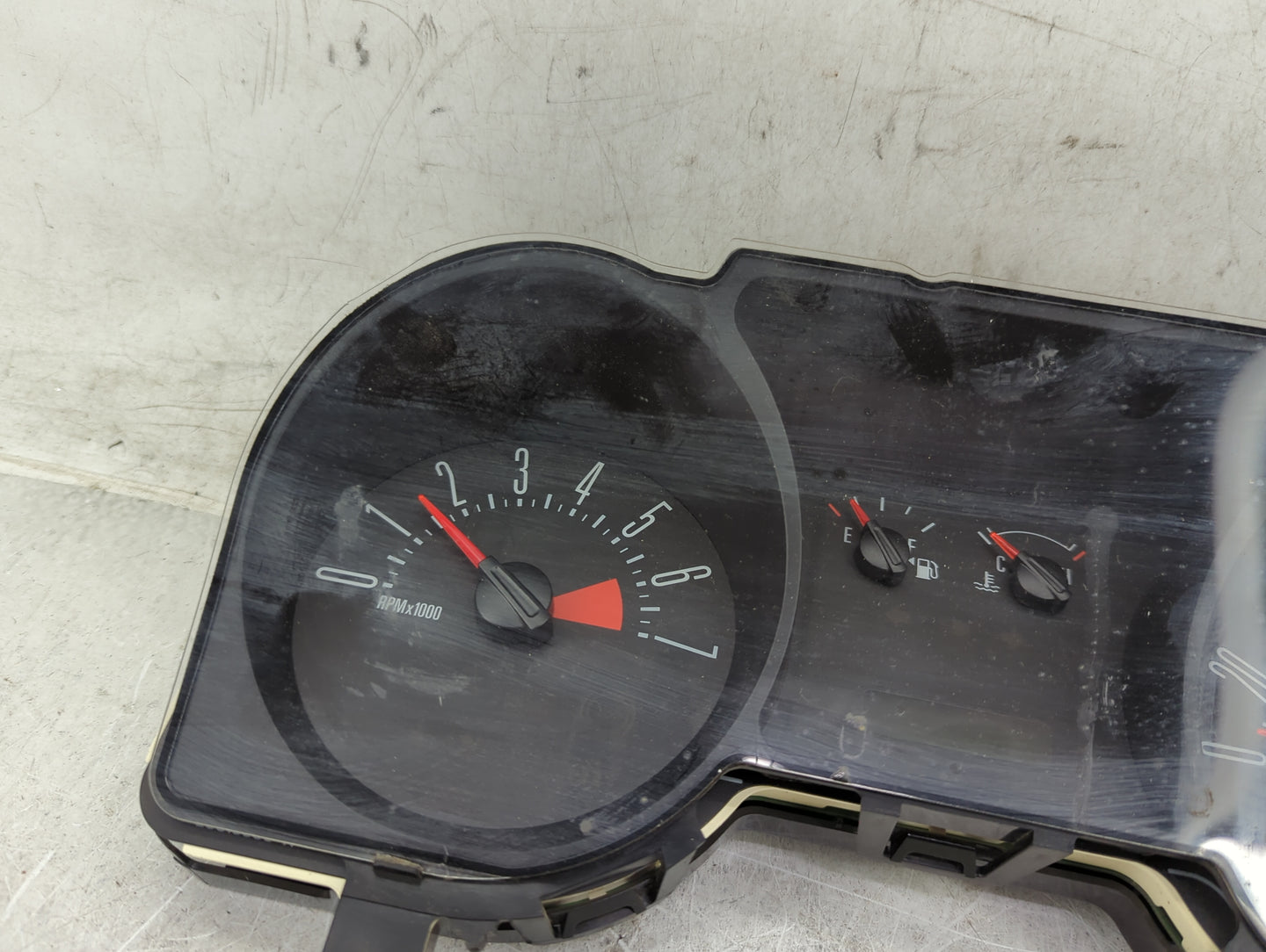 2007-2009 Ford Mustang Instrument Cluster Speedometer Gauges P/N:7R33-10849-AC Fits Fits 2007 2008 2009 OEM Used Auto Parts 