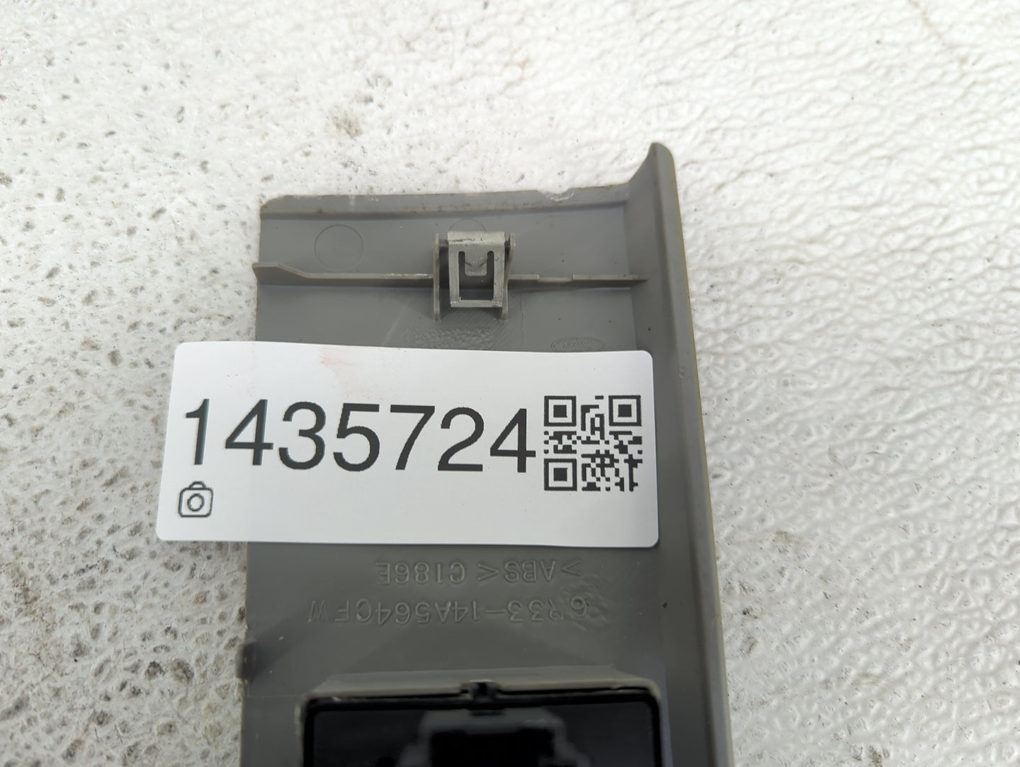 2005-2009 Ford Mustang Master Power Window Switch Replacement Driver Side Left P/N:6R33-14A564CFW Fits OEM Used Auto Parts -