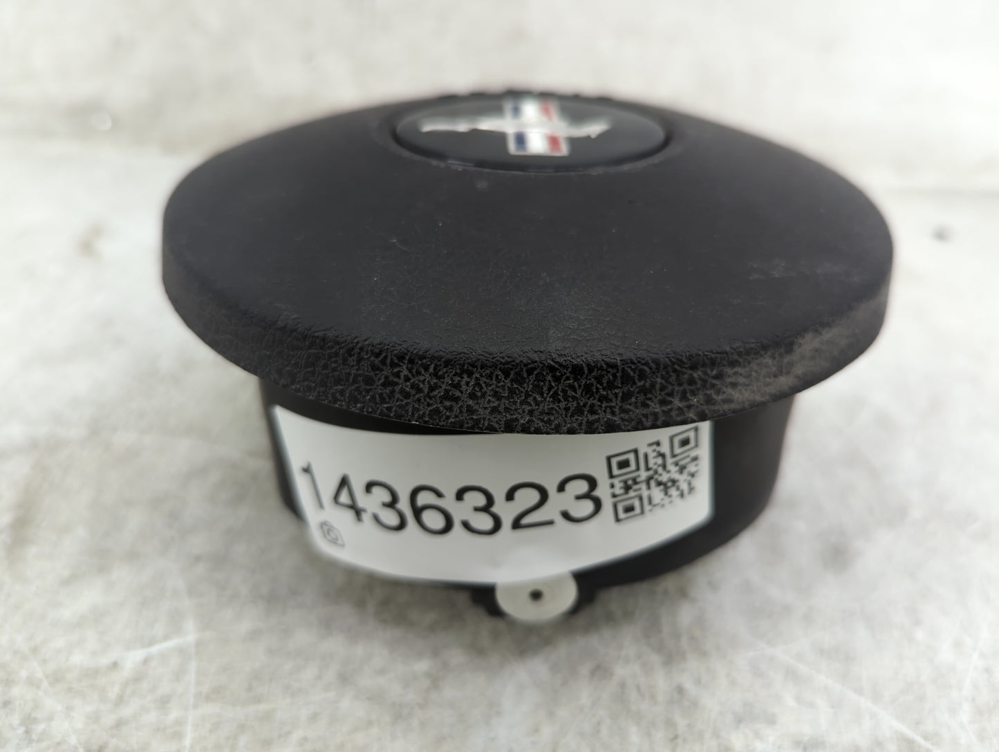 2007 Ford Mustang Air Bag Driver Left Steering Wheel Mounted P/N:3DC02420308Z8 34236509A, BAM-PTI-1104 Fits OEM Used Auto Pa