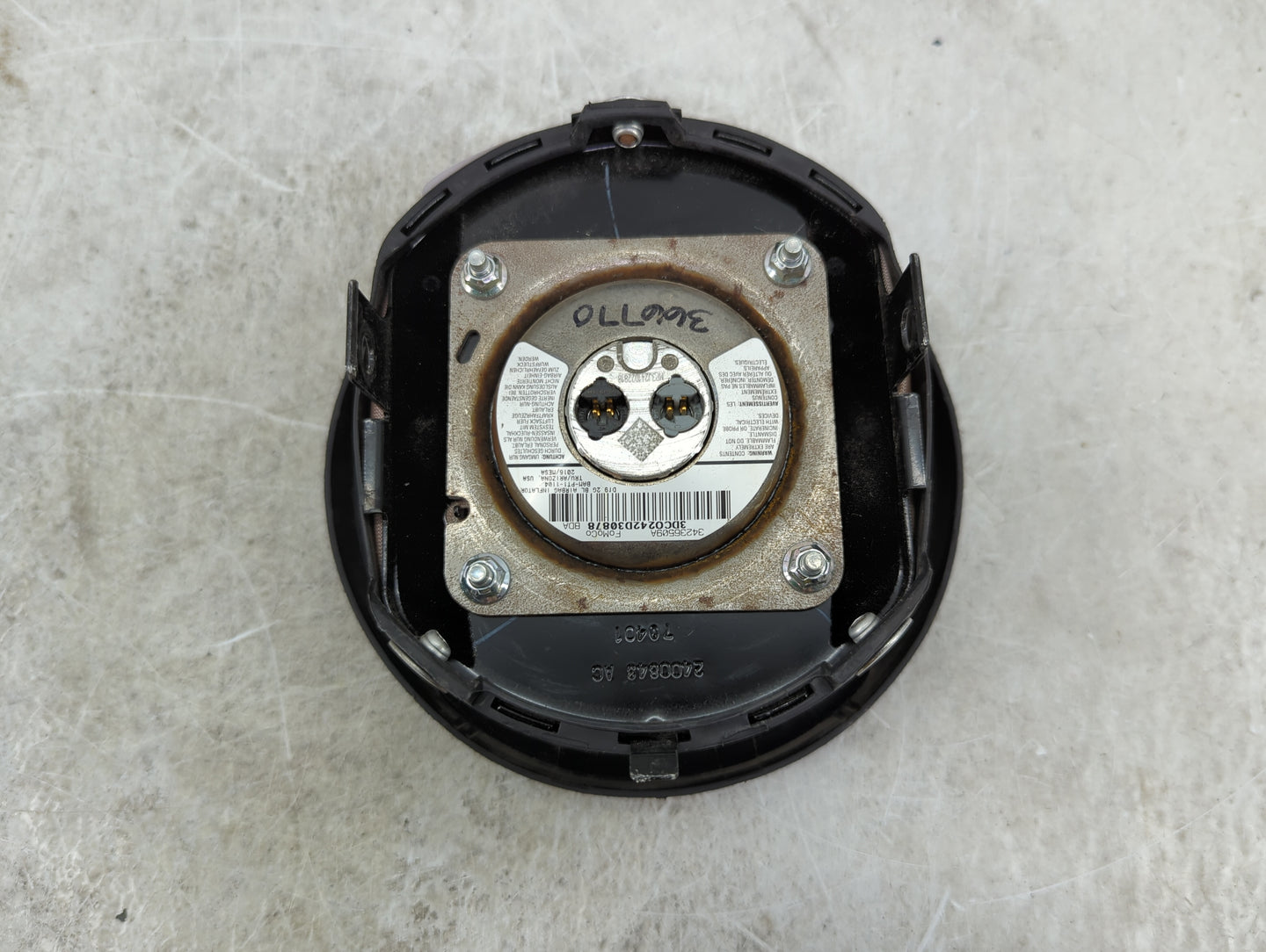 2007 Ford Mustang Air Bag Driver Left Steering Wheel Mounted P/N:3DC02420308Z8 34236509A, BAM-PTI-1104 Fits OEM Used Auto Pa