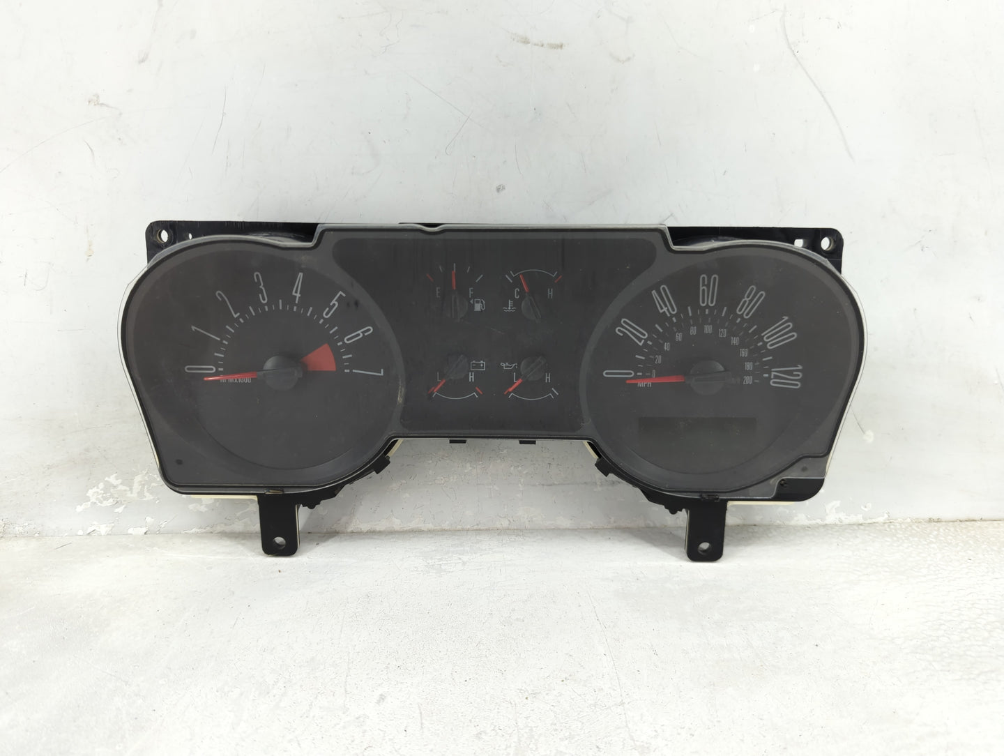 2007 Ford Mustang Instrument Cluster Speedometer Gauges P/N:7R33-10849-EC 6110348 Fits OEM Used Auto Parts - Oemusedautopart