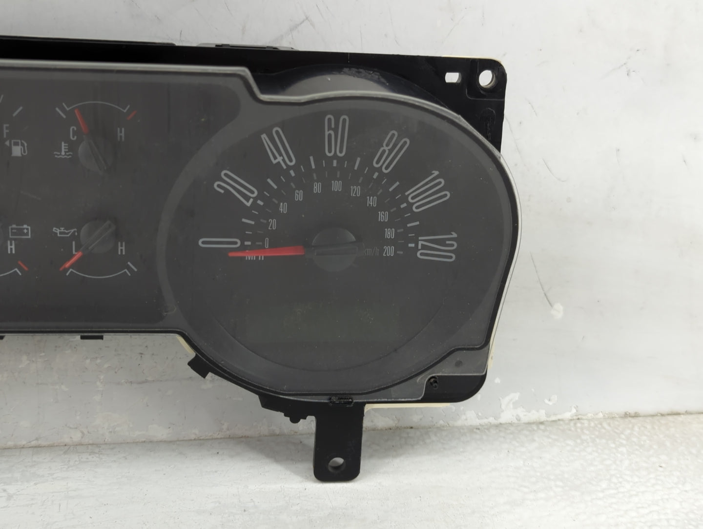 2007 Ford Mustang Instrument Cluster Speedometer Gauges P/N:7R33-10849-EC 6110348 Fits OEM Used Auto Parts - Oemusedautopart