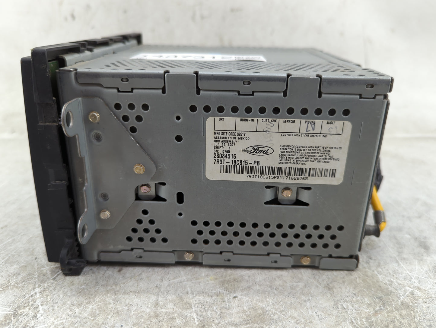 2007 Ford Mustang Radio AM FM Cd Player Receiver Replacement P/N:7R3T-18C815-PB 28084516 Fits OEM Used Auto Parts - Oemuseda