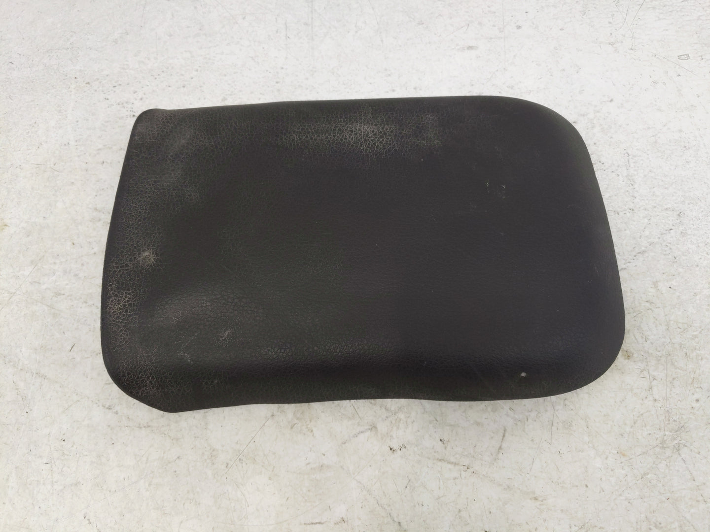 2007 Ford Mustang Center Console Armrest Cover Lid Fits OEM Used Auto Parts - Oemusedautoparts1.com