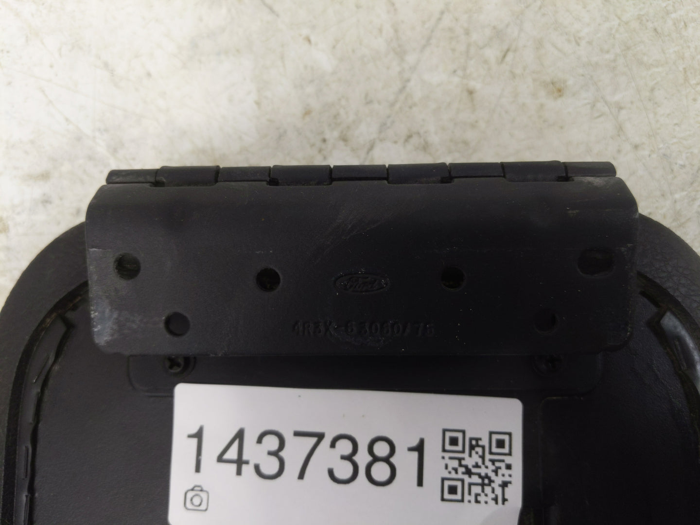 2007 Ford Mustang Center Console Armrest Cover Lid Fits OEM Used Auto Parts - Oemusedautoparts1.com