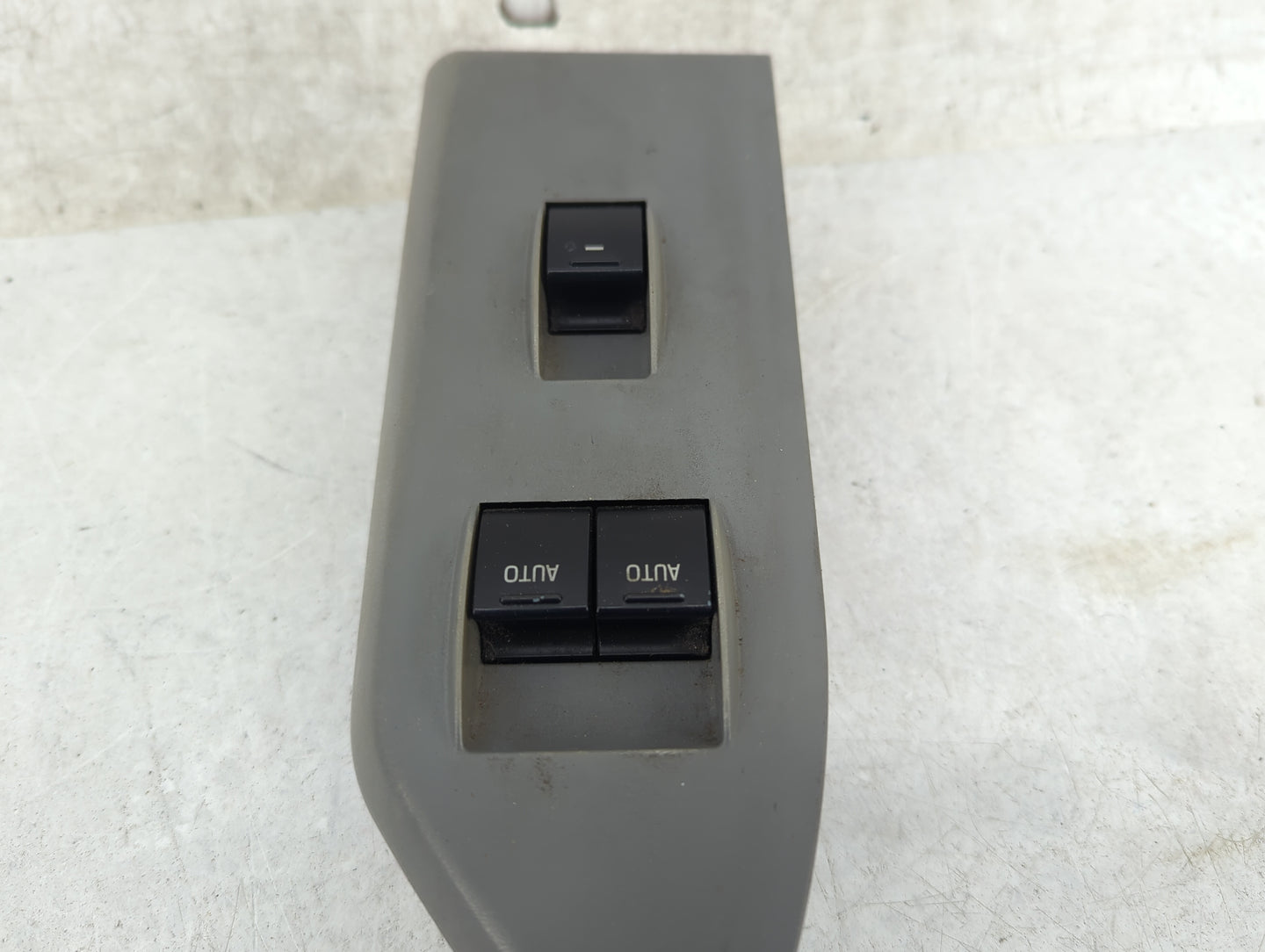 2005-2009 Ford Mustang Master Power Window Switch Replacement Driver Side Left Fits Fits 2005 2006 2007 2008 2009 OEM Used A