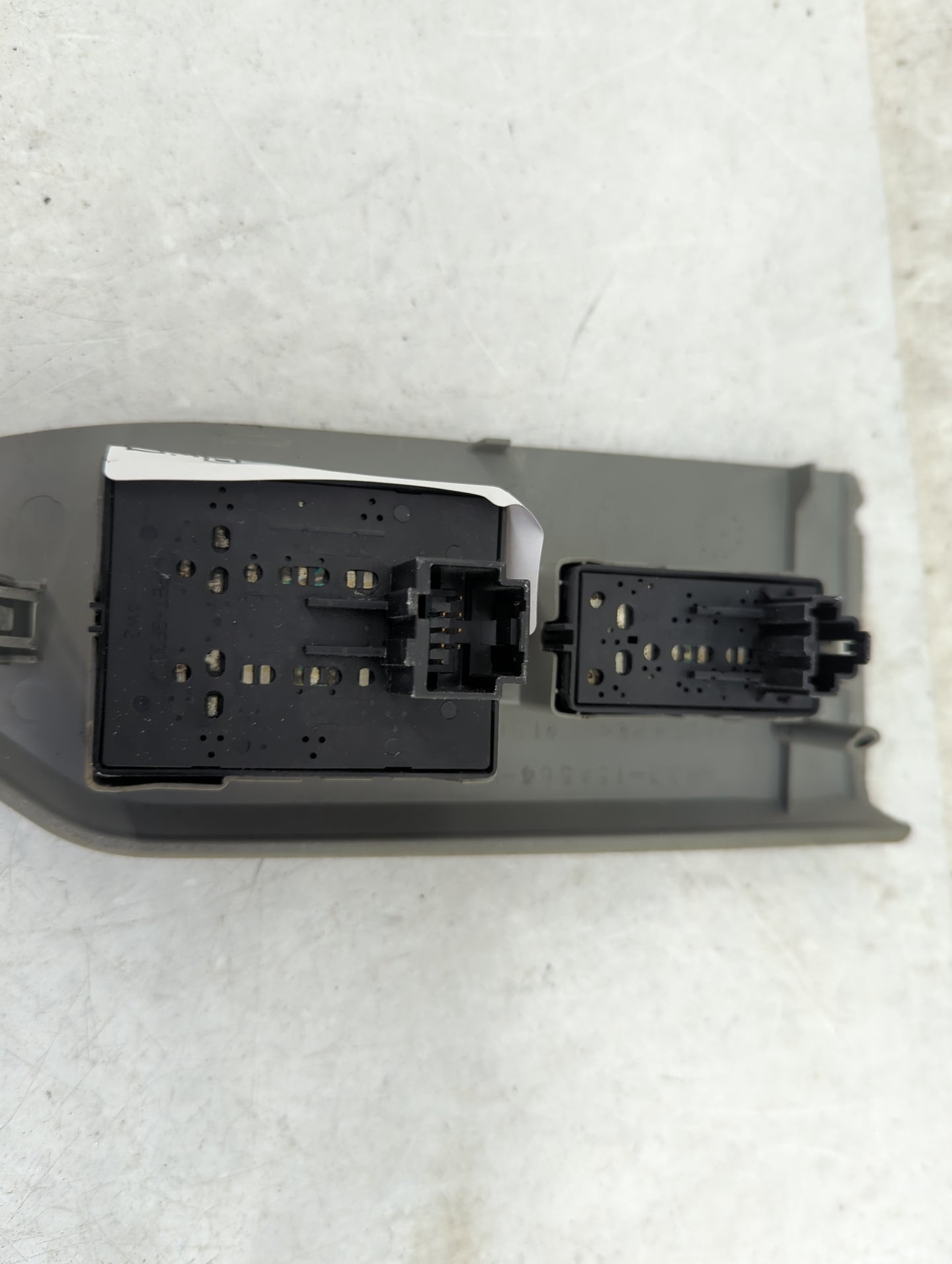 2005-2009 Ford Mustang Master Power Window Switch Replacement Driver Side Left Fits Fits 2005 2006 2007 2008 2009 OEM Used A