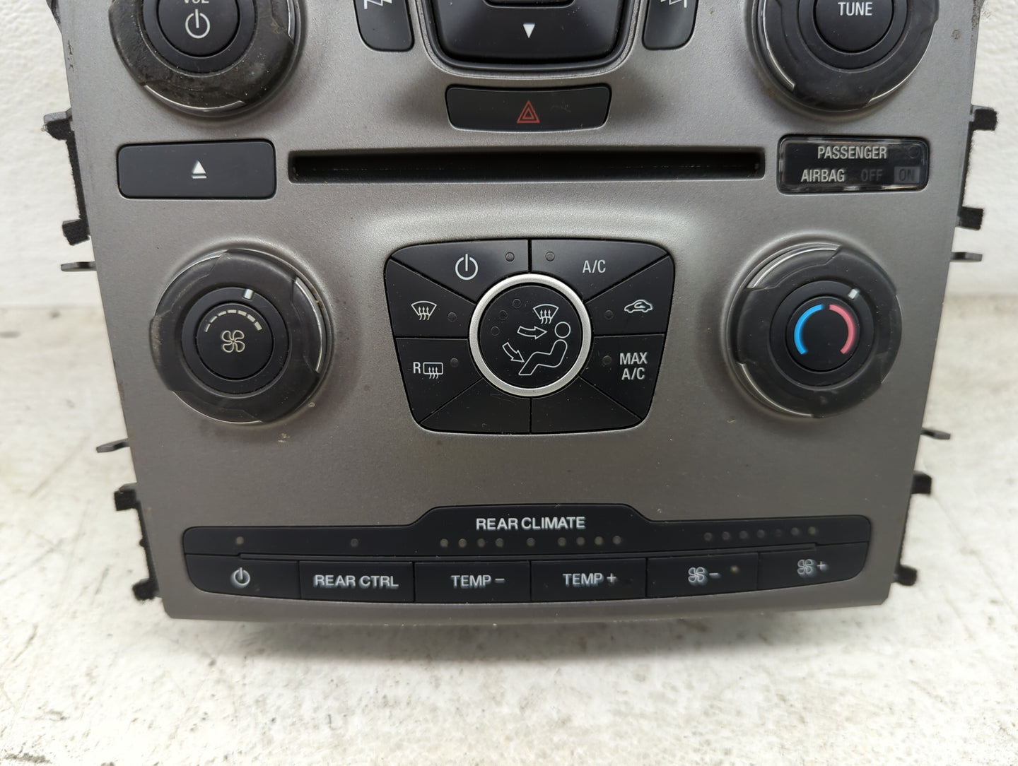 2007-2007 Ford Mustang Radio Control Panel - Oemusedautoparts1.com