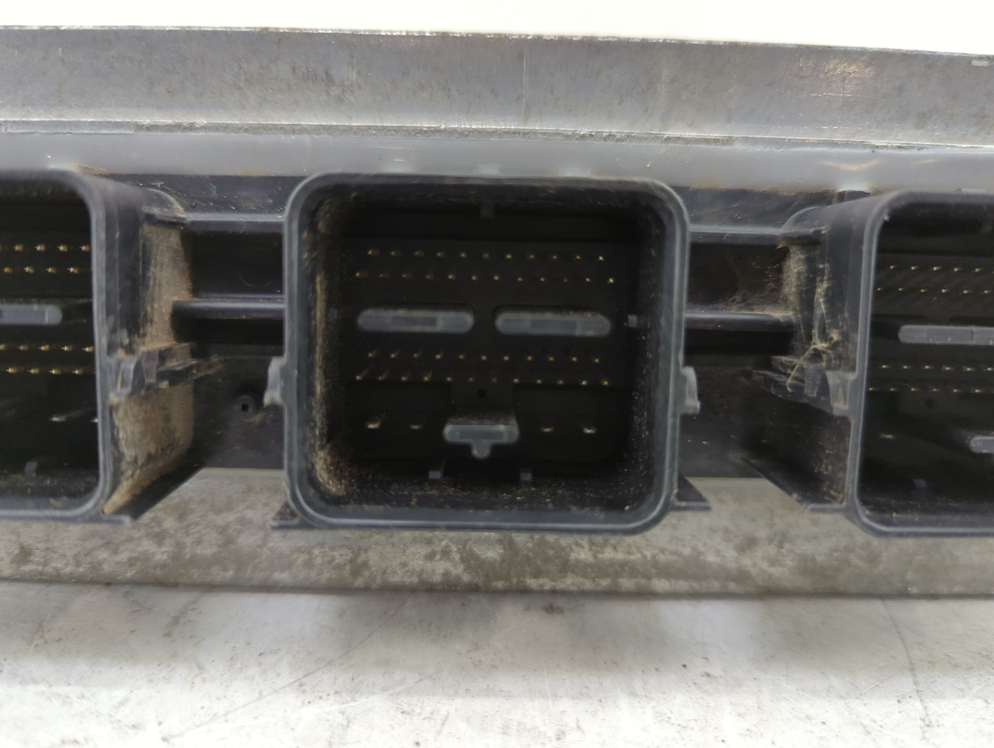 2007 Ford Mustang PCM Engine Control Computer ECU ECM PCU OEM P/N:7R3A-12A650-AMA PCM170F Fits OEM Used Auto Parts - Oemused