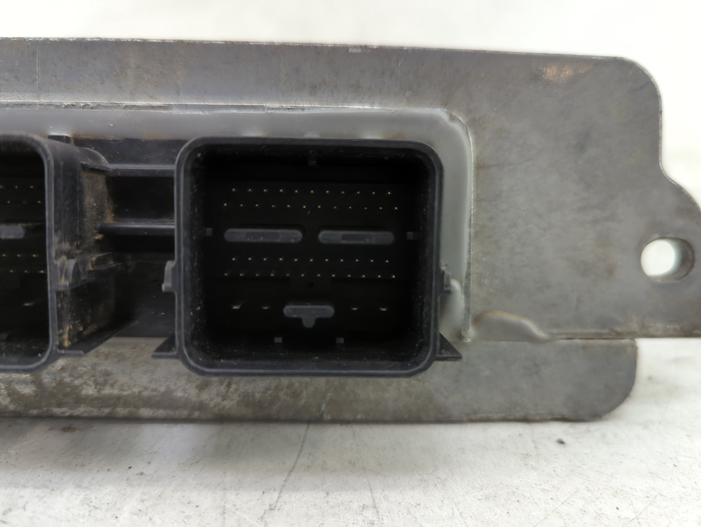 2007 Ford Mustang PCM Engine Control Computer ECU ECM PCU OEM P/N:7R3A-12A650-AMA PCM170F Fits OEM Used Auto Parts - Oemused