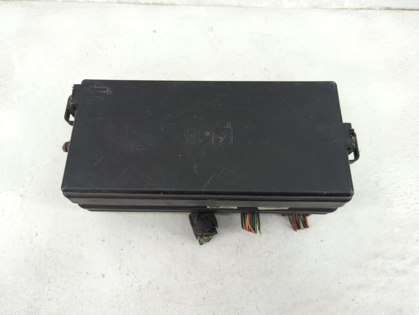 2007-2008 Ford Mustang Fusebox Fuse Box Panel Relay Module Fits Fits 2007 2008 OEM Used Auto Parts - Oemusedautoparts1.com