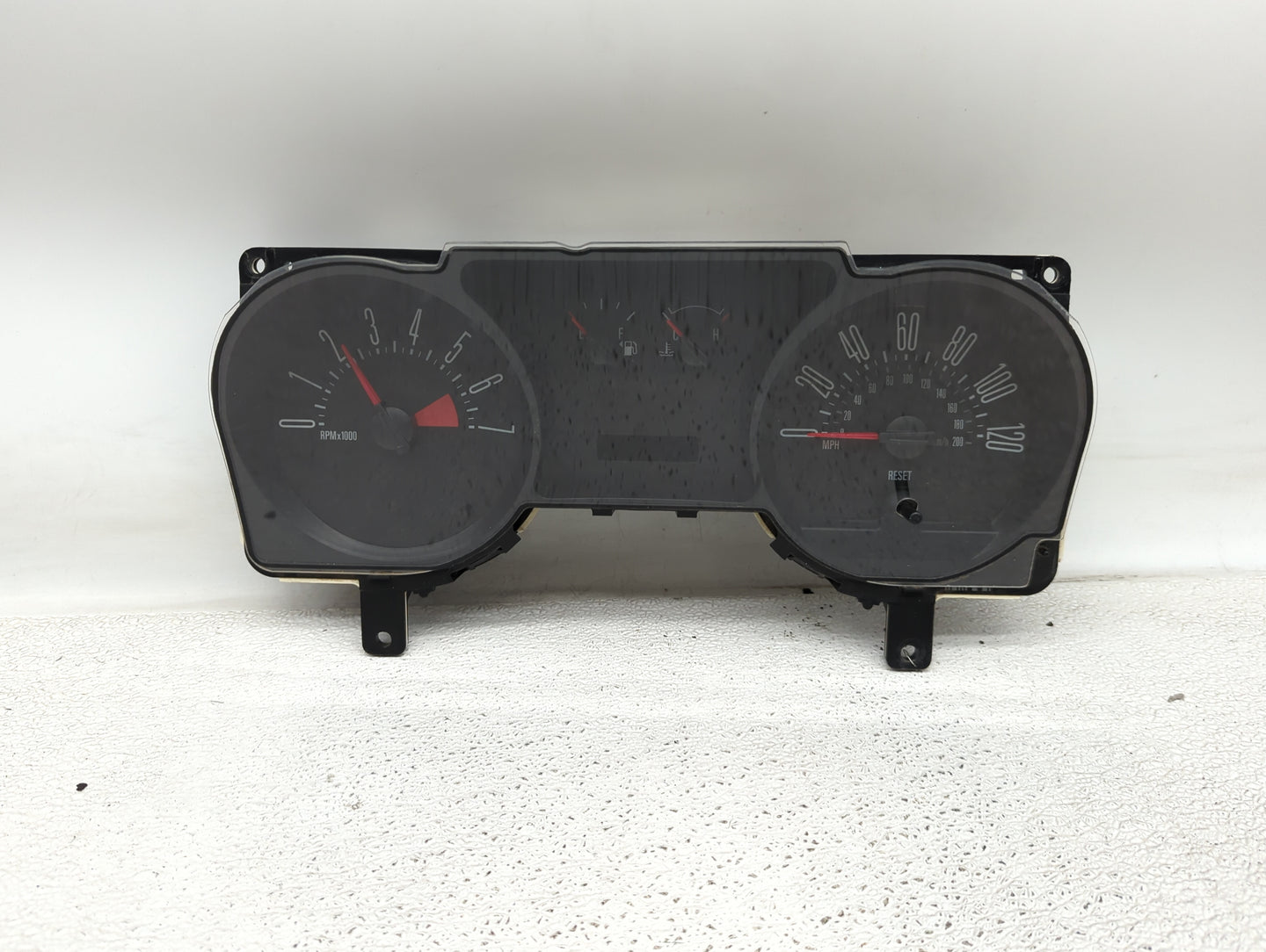 2007 Ford Mustang Instrument Cluster Speedometer Gauges P/N:7R33-10849-AA Miles: Fits OEM Used Auto Parts - Oemusedautoparts