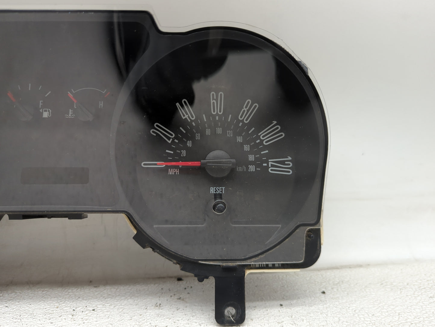2007 Ford Mustang Instrument Cluster Speedometer Gauges P/N:7R33-10849-AA Miles: Fits OEM Used Auto Parts - Oemusedautoparts