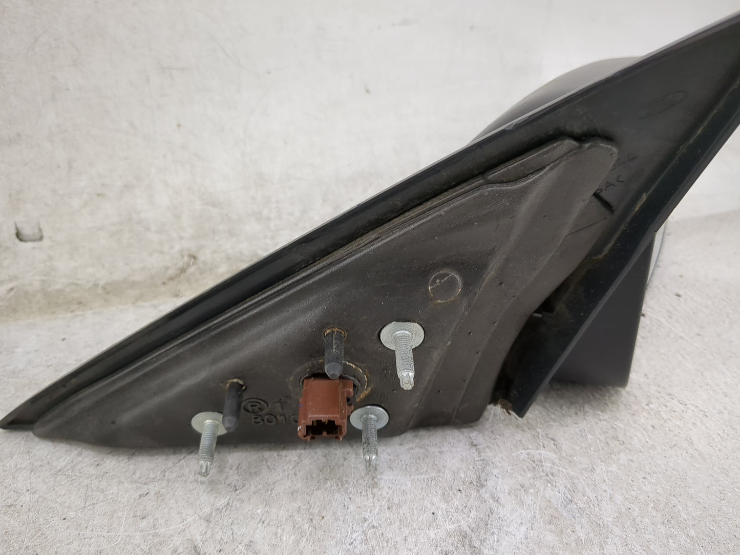 2005-2009 Ford Mustang Passenger Side View Mirror - Right Door Mirror OEM Used - Oemusedautoparts1.com