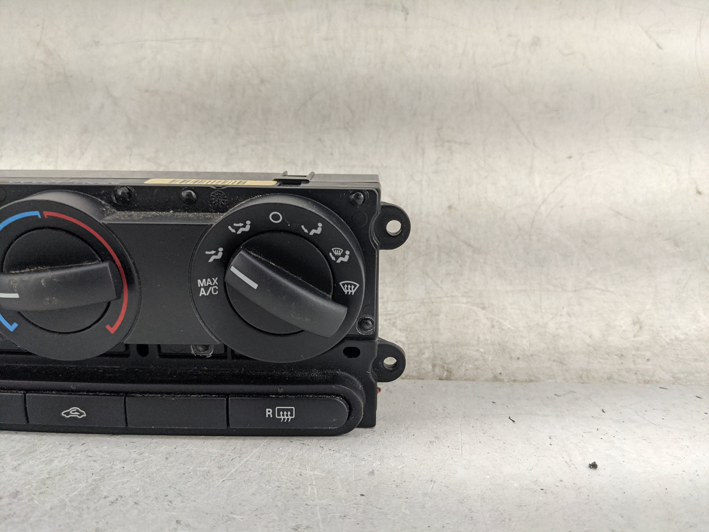 2005-2009 Ford Mustang Climate Control Module Temperature AC/Heater Replacement P/N:3F2H-19808-AH Fits OEM Used Auto Parts -
