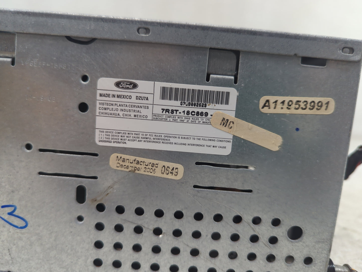 2007 Ford Mustang Radio AM FM Cd Player Receiver Replacement P/N:7R3T-18C869 Fits OEM Used Auto Parts - Oemusedautoparts1.co