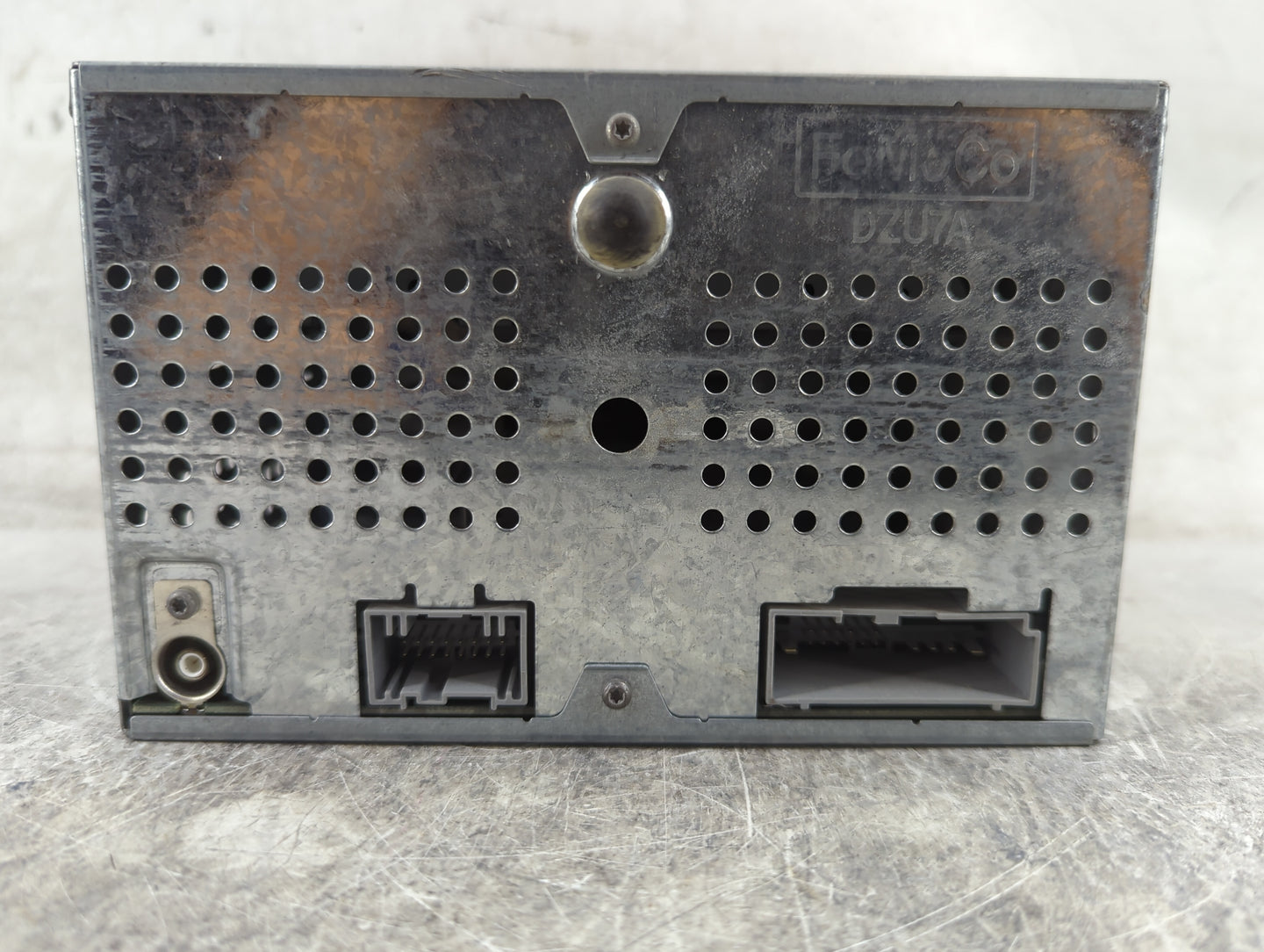 2008 Ford Mustang Radio AM FM Cd Player Receiver Replacement P/N:8R3T-18C869-AF Fits OEM Used Auto Parts - Oemusedautoparts1