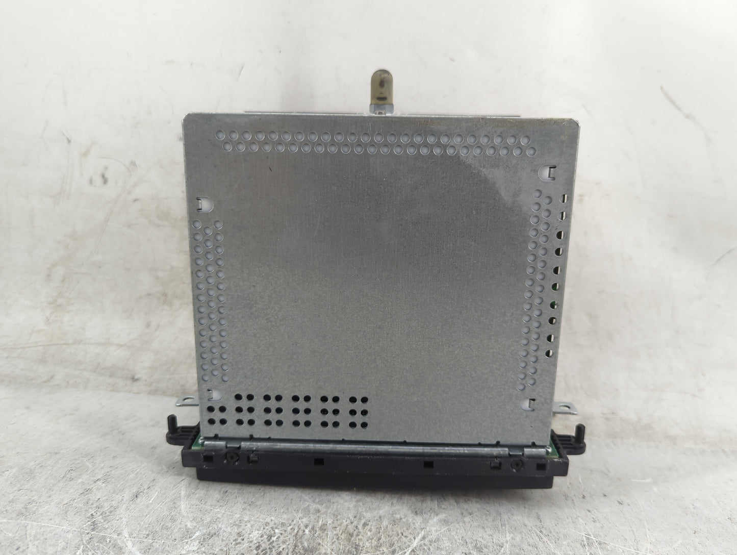 2008 Ford Mustang Radio AM FM Cd Player Receiver Replacement P/N:8R3T-18C869-AF Fits OEM Used Auto Parts - Oemusedautoparts1