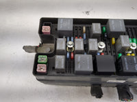 2007-2008 Ford Mustang Fusebox Fuse Box Panel Relay Module P/N:7R3T-14K001-BAA 13664032_01 Fits Fits 2007 2008 OEM Used Auto
