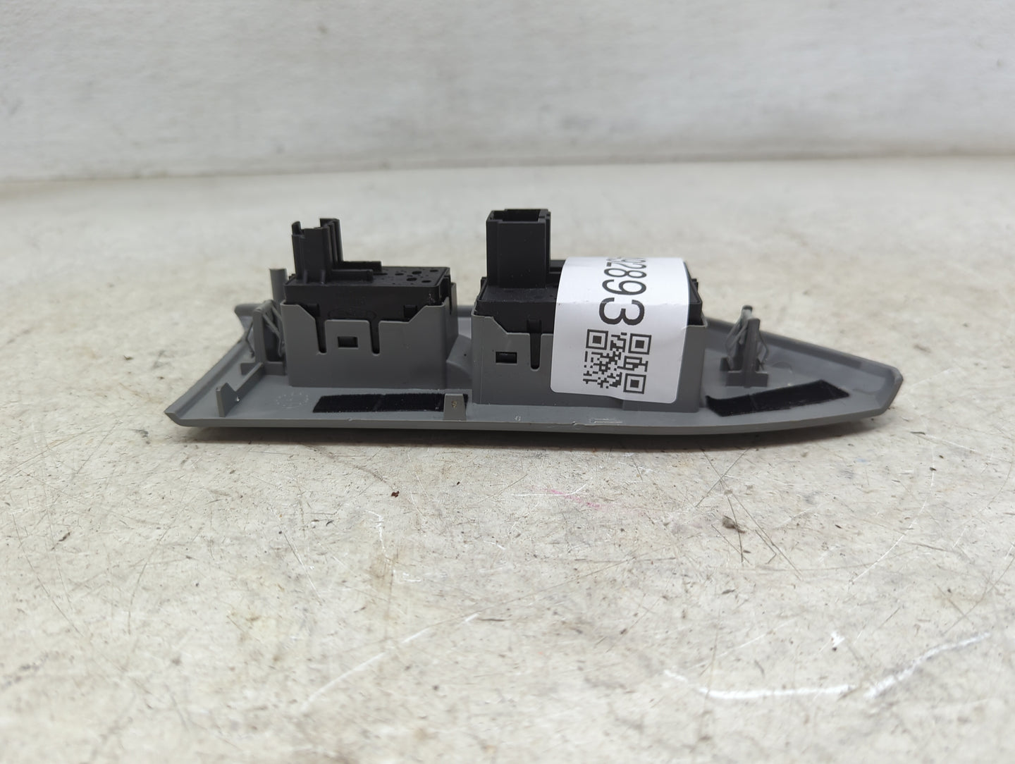 2005-2009 Ford Mustang Master Power Window Switch Replacement Driver Side Left Fits Fits 2005 2006 2007 2008 2009 OEM Used A