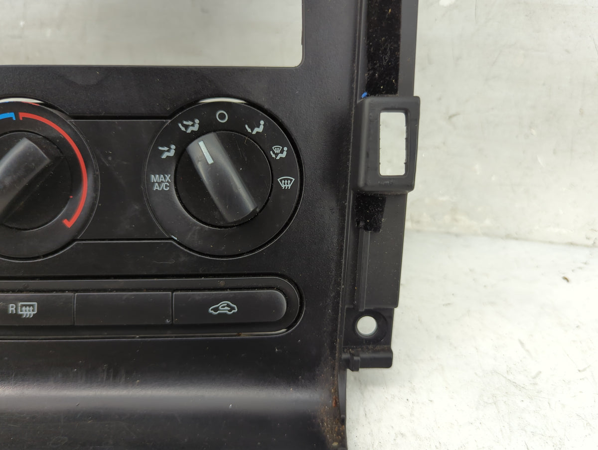 2005-2009 Ford Mustang Climate Control Module Temperature AC/Heater Replacement P/N:7R33-6304302-A Fits OEM Used Auto Parts 