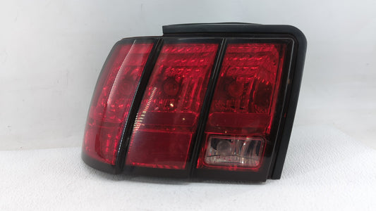 2005-2009 Ford Mustang Tail Light Assembly Driver Left OEM P/N:8R33-13B505-AA 6R33-13B505-AH Fits Fits 2005 2006 2007 2008 2