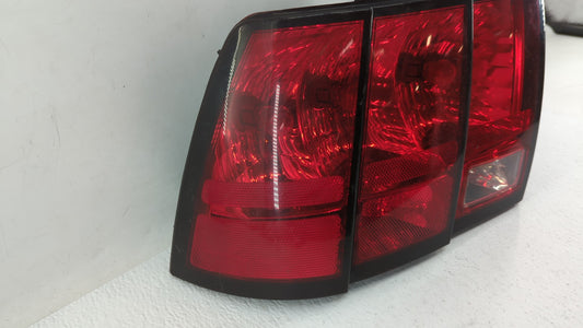 2005-2009 Ford Mustang Tail Light Assembly Driver Left OEM P/N:8R33-13B505-AA 6R33-13B505-AH Fits Fits 2005 2006 2007 2008 2009 OEM Used Auto Parts