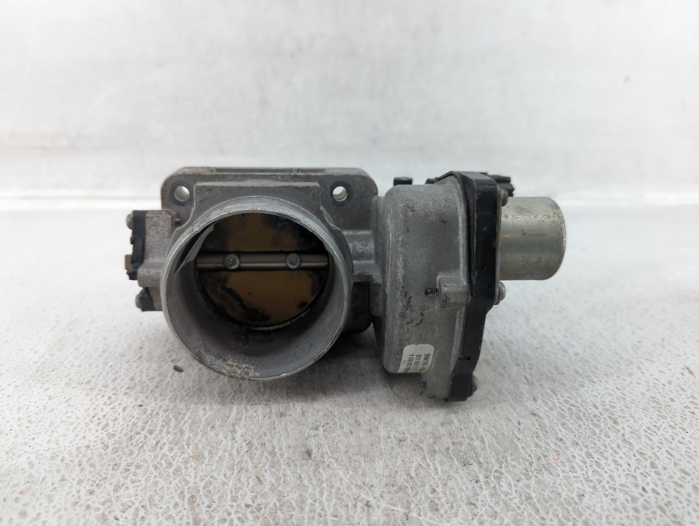 2006-2010 Ford Mustang Throttle Body P/N:9W7E-CA 6R3E-AA Fits OEM Used Auto Parts - Oemusedautoparts1.com