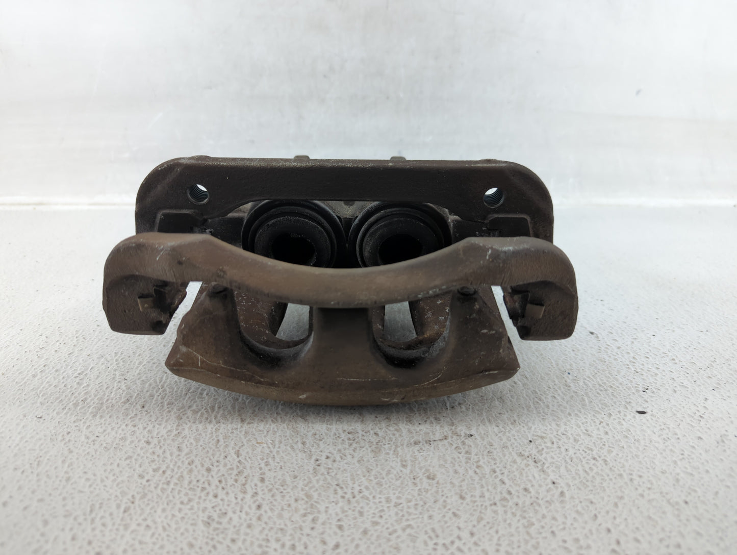 2005-2010 Ford Mustang Front Driver Left Brake Caliper - Oemusedautoparts1.com