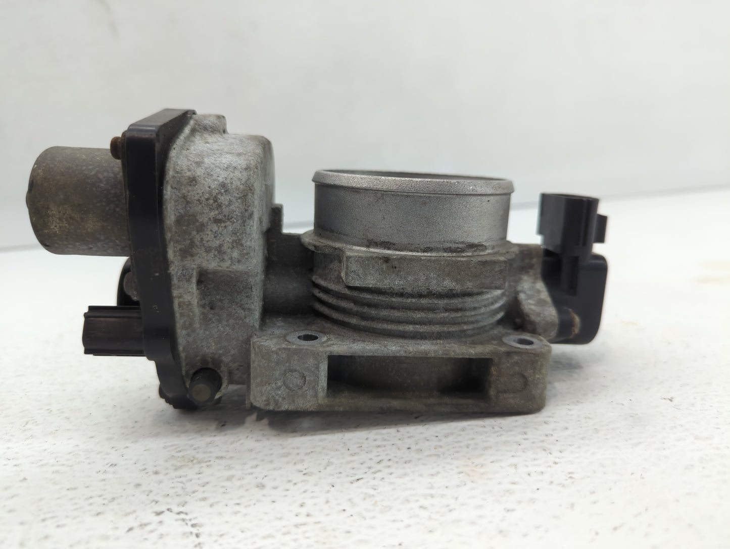 2006-2010 Ford Mustang Throttle Body P/N:6R3E-AA Fits Fits 2004 2005 2006 2007 2008 2009 2010 2011 2012 2013 2014 2015 2016 