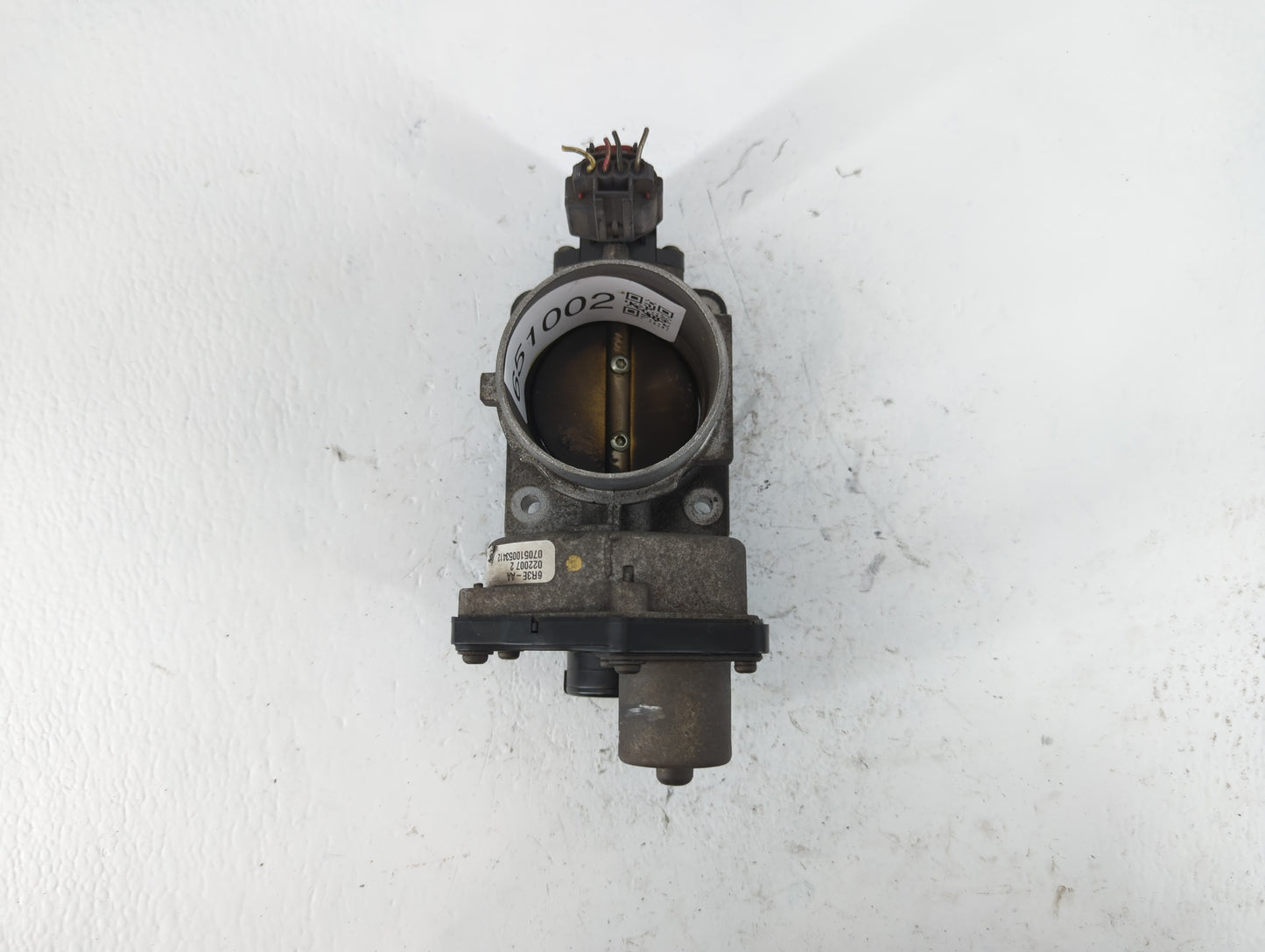 2006-2010 Ford Mustang Throttle Body P/N:070510053412 022007 2 Fits OEM Used Auto Parts - Oemusedautoparts1.com