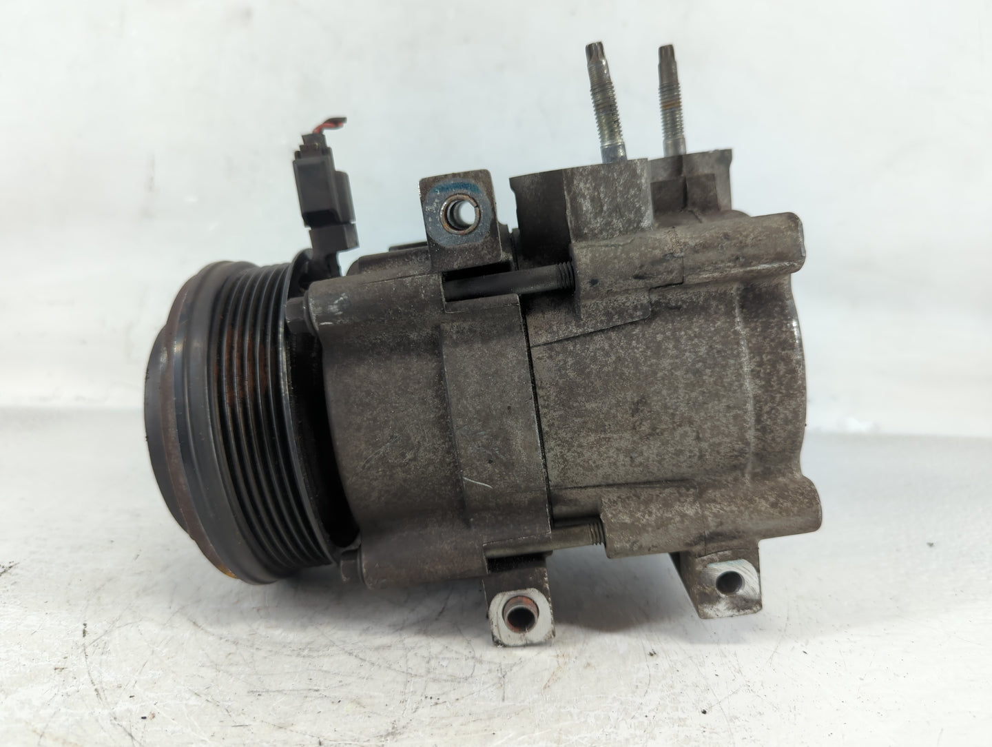 2007-2009 Ford Mustang Air Conditioning A/c Ac Compressor Oem - Oemusedautoparts1.com