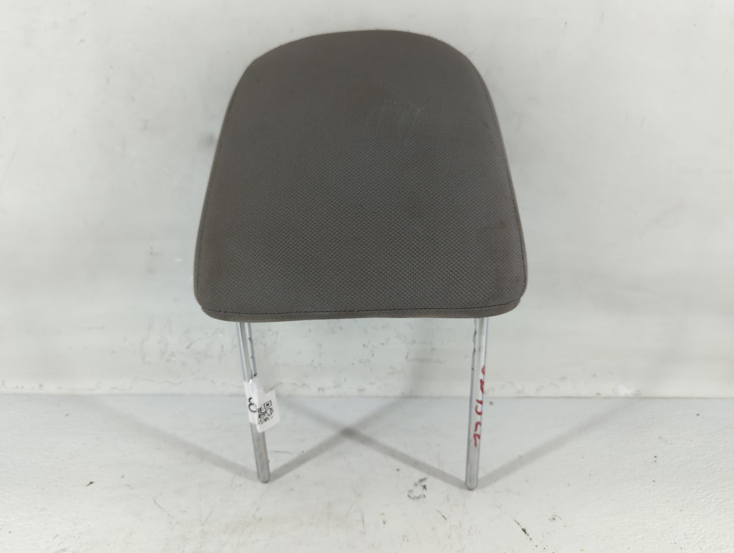 2007 Ford Mustang Headrest Head Rest Front Driver Passenger Seat Fits OEM Used Auto Parts - Oemusedautoparts1.com