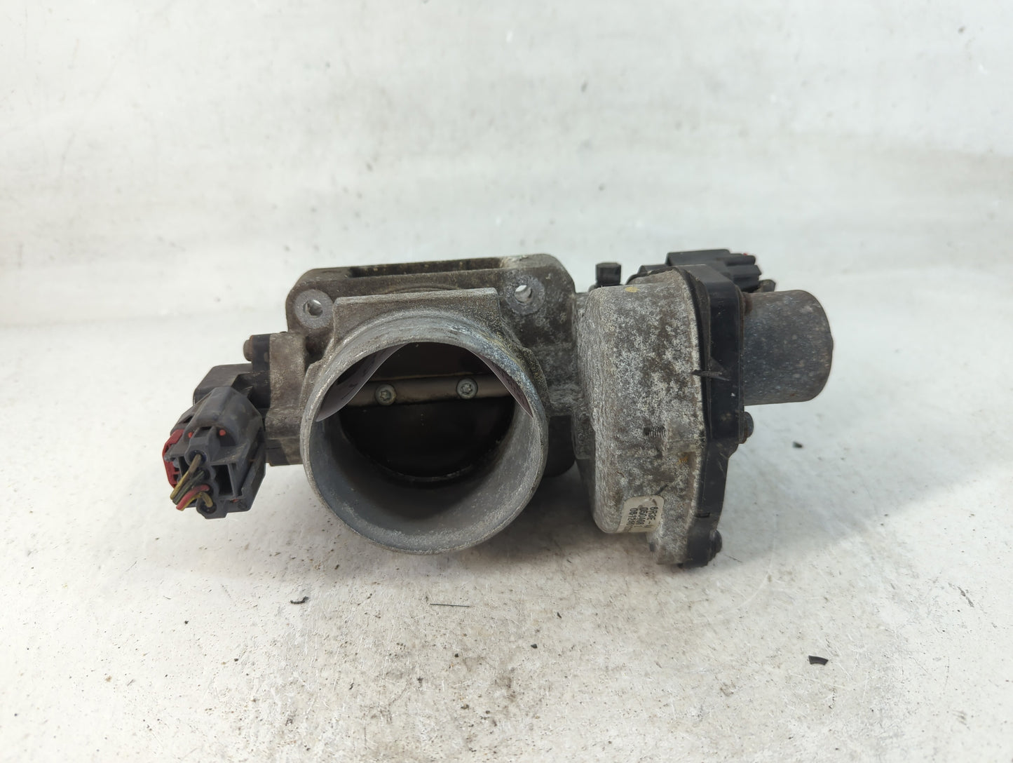 2006-2010 Ford Mustang Throttle Body P/N:061240123312 0504062 Fits OEM Used Auto Parts - Oemusedautoparts1.com