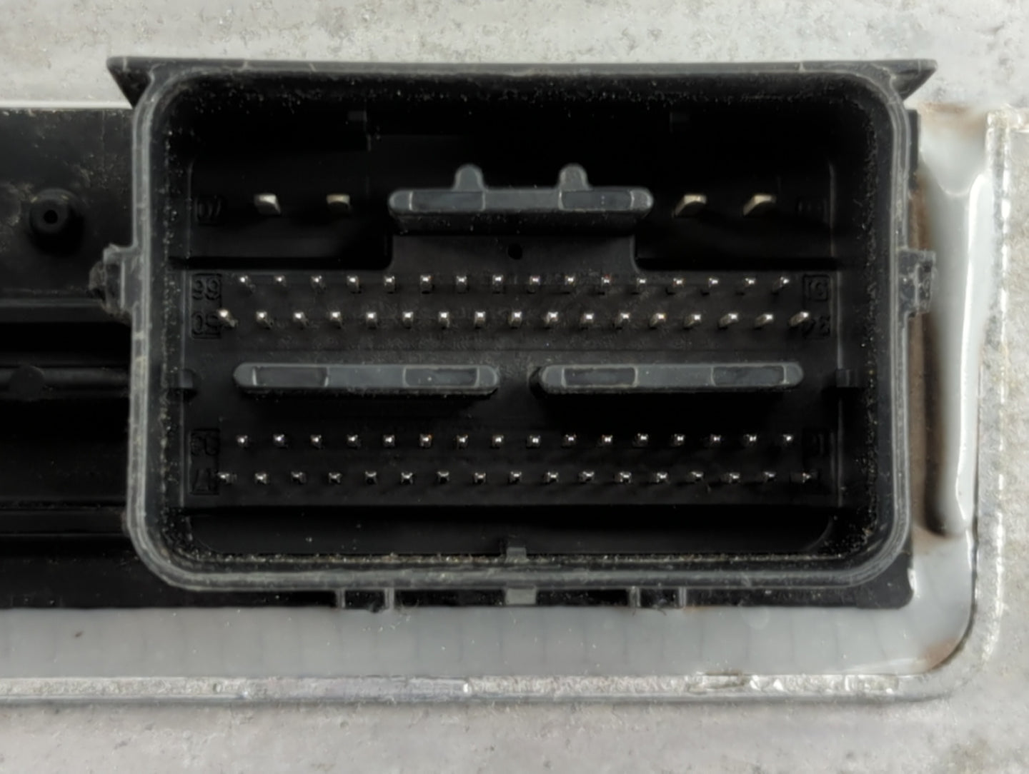 2007-2008 Ford Mustang PCM Engine Control Computer ECU ECM PCU OEM P/N:7R3A-12A650-ANA Fits Fits 2007 2008 OEM Used Auto Par