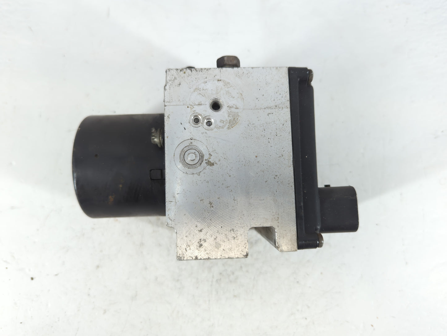 2007 Ford Mustang ABS Pump Control Module Replacement P/N:7R33-2C353-AB Fits OEM Used Auto Parts - Oemusedautoparts1.com