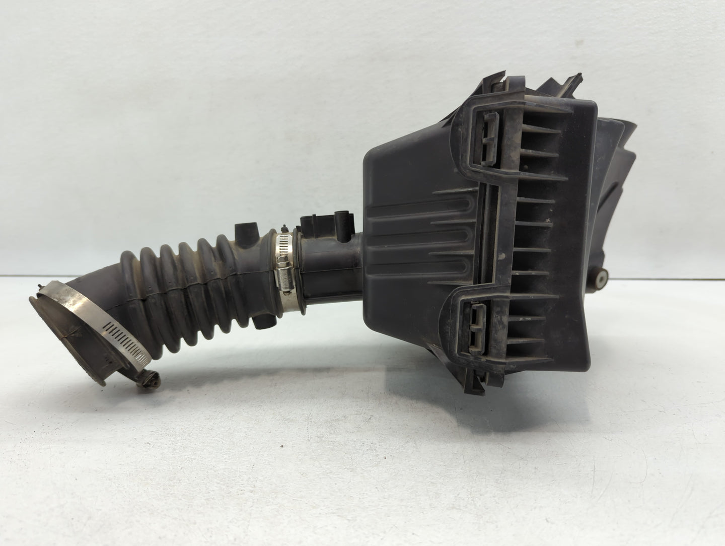 Ford Taunus Air Cleaner Intake-duct Hose Tube - Oemusedautoparts1.com