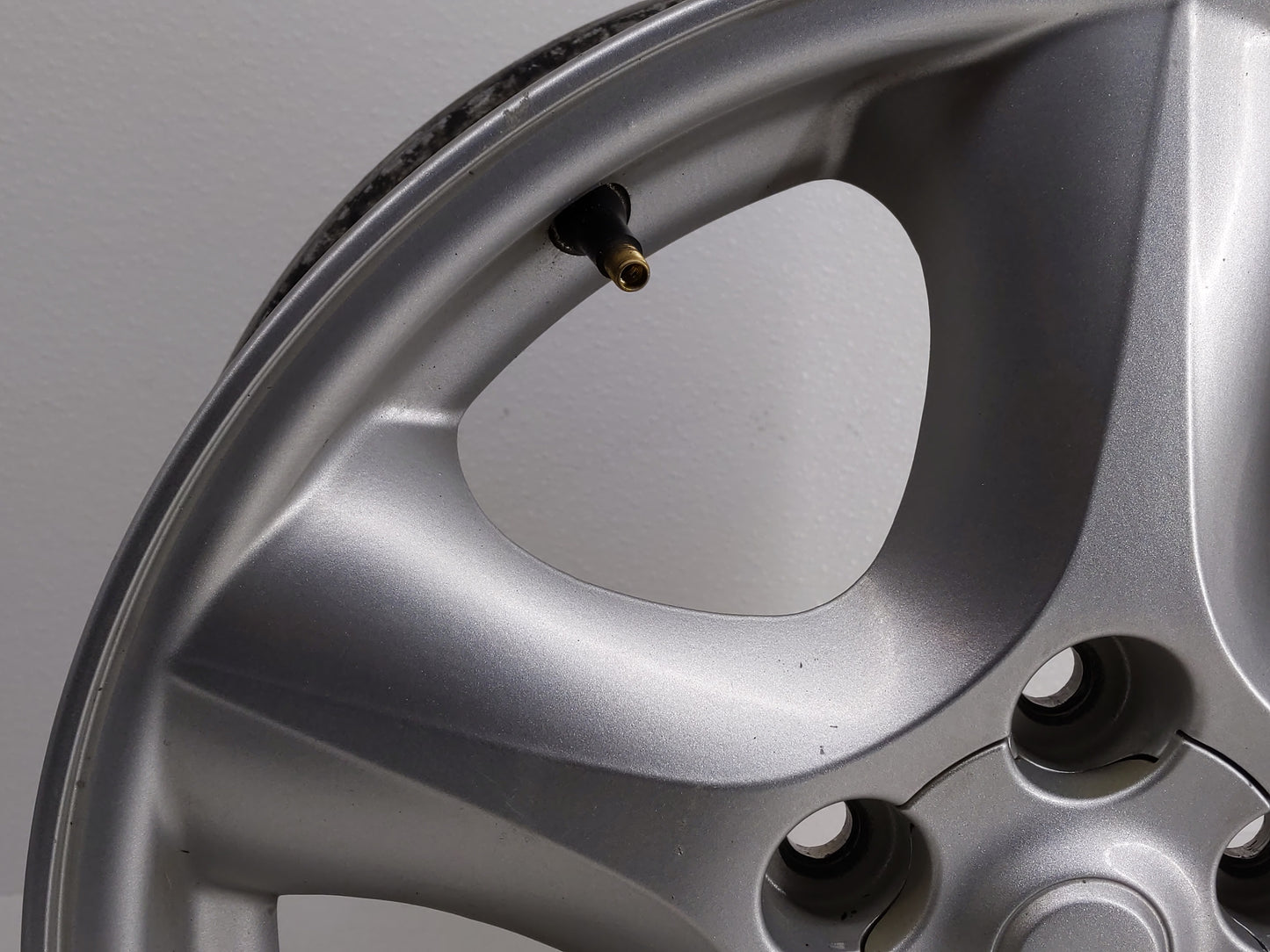 Ford Taunus Oem Wheel Rim - Oemusedautoparts1.com