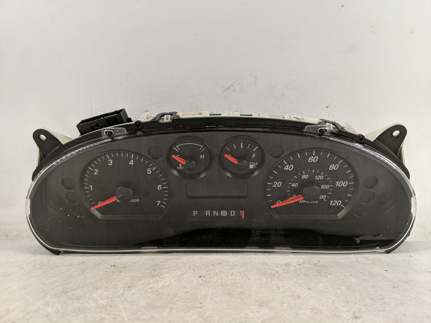 2007 Ford Taurus Instrument Cluster Speedometer Gauges Fits OEM Used Auto Parts - Oemusedautoparts1.com