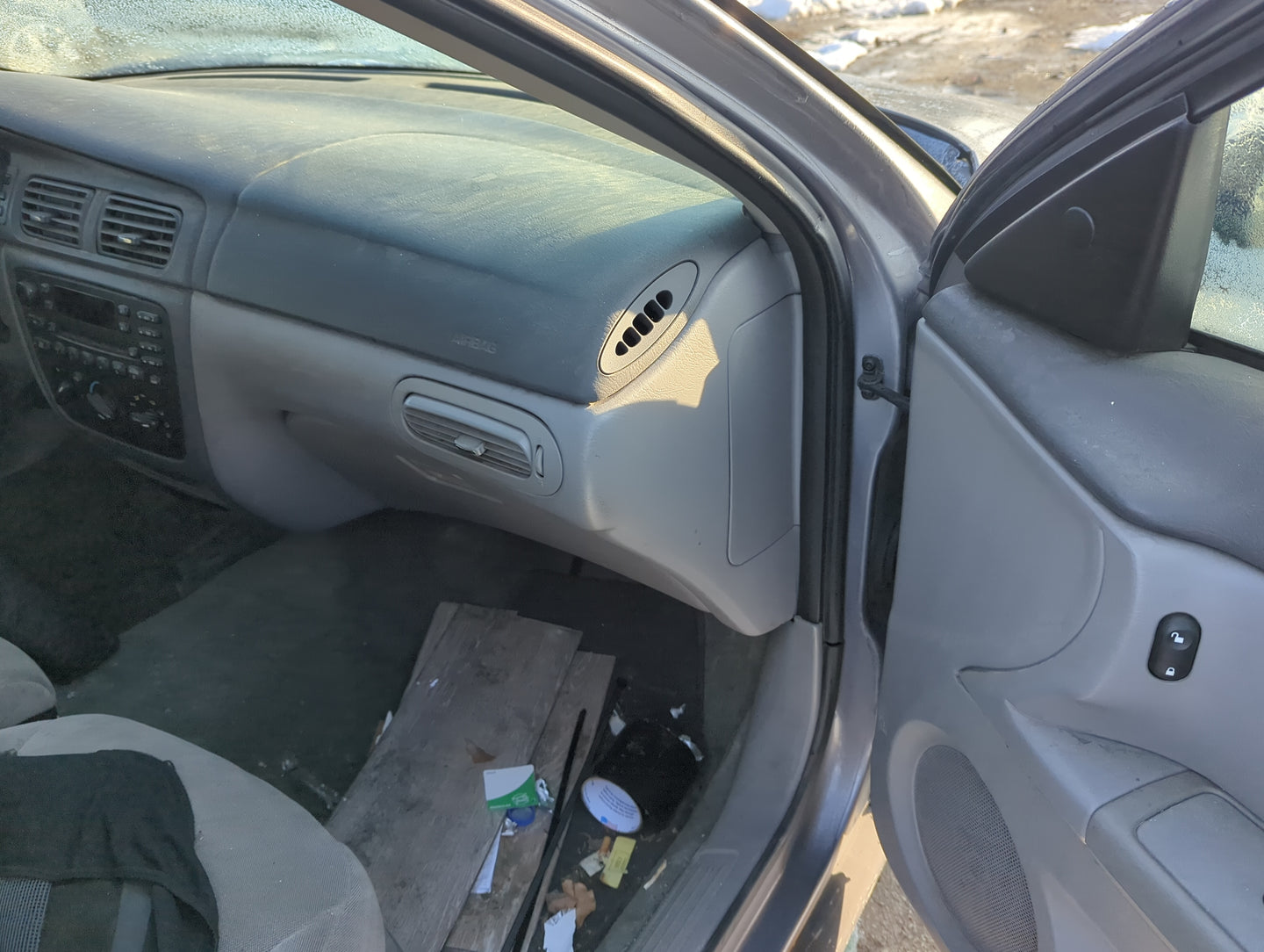 2007 Ford Taurus Passenger Glove Box Door Storage Compartment 1370025 - Oemusedautoparts1.com